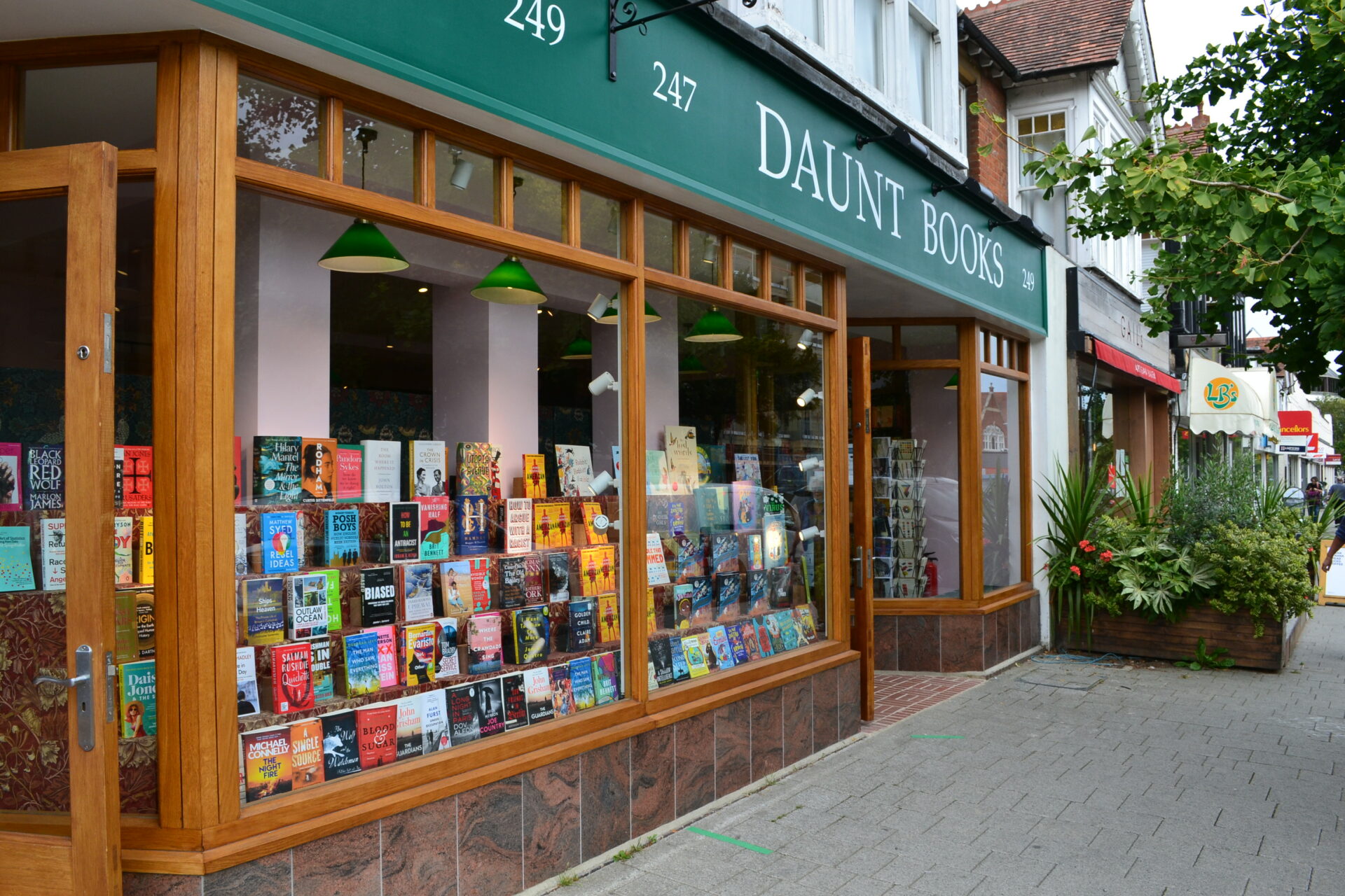 Daunt Books Summertown